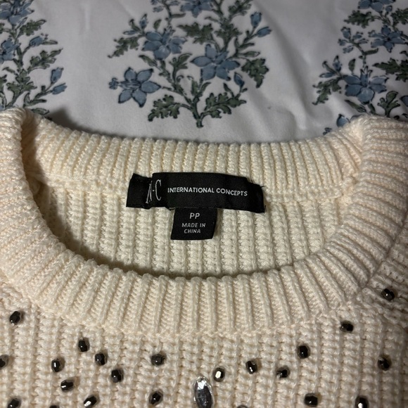 Heavy Knit Rhinestone Cream Sweater - Picture 5 of 8